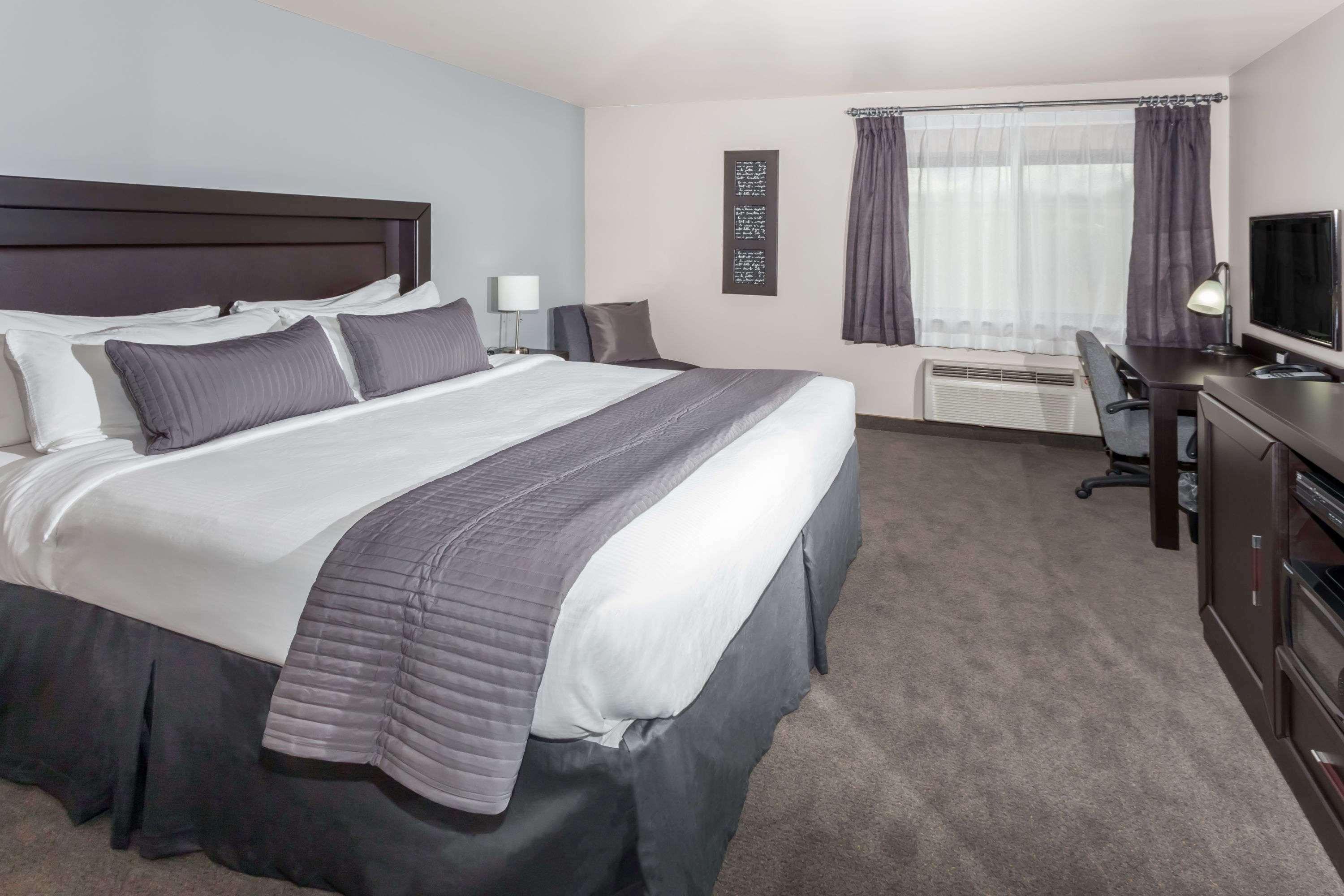 Hotel Baymont By Wyndham Glenview Esterno foto