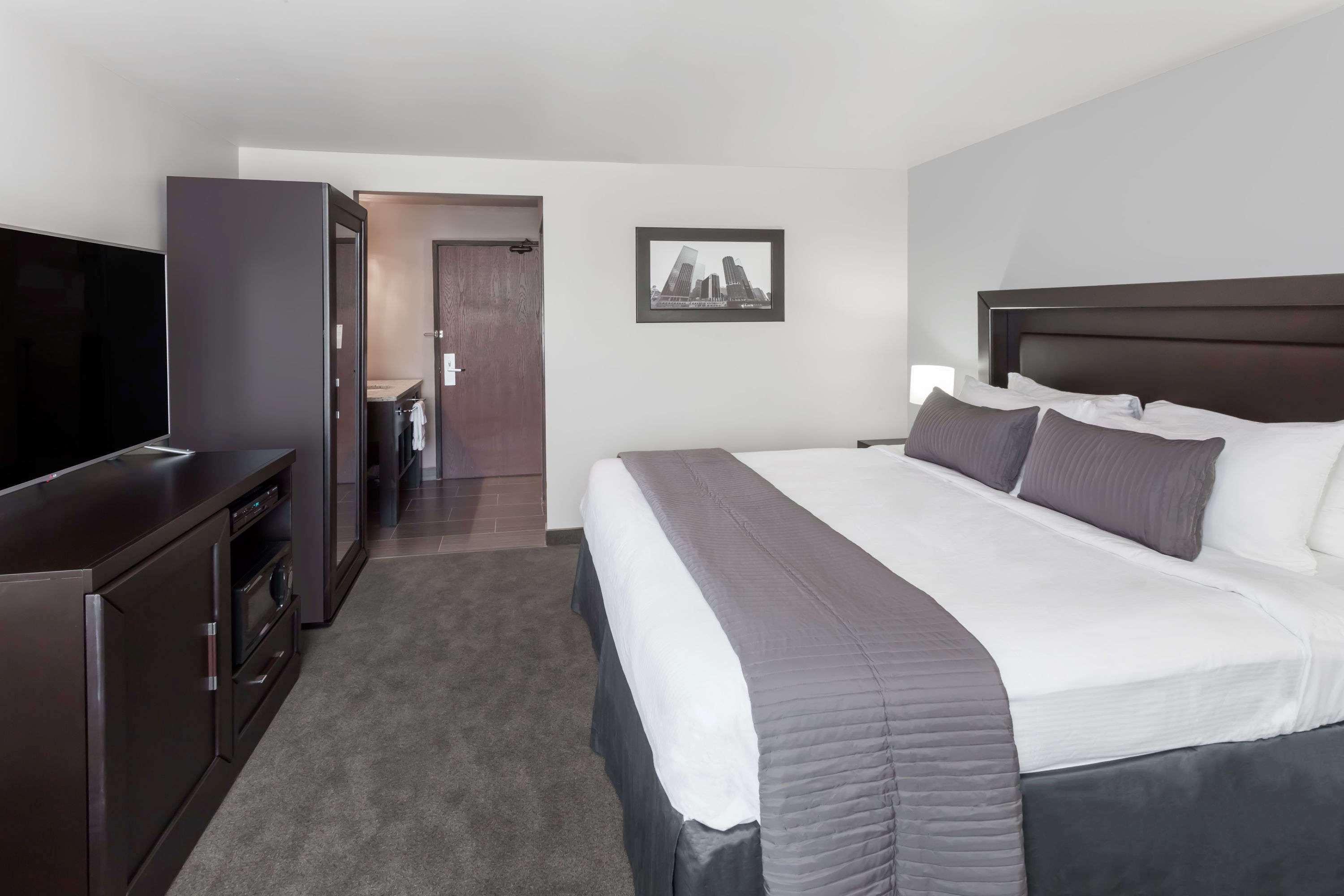 Hotel Baymont By Wyndham Glenview Esterno foto